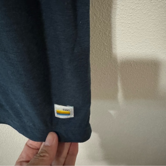 Vuori Strato Tech Polo Navy Heather Preppy Performance Athleisure-Large - Picture 7 of 8